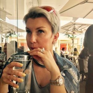 Meet your Posher, Yuliya